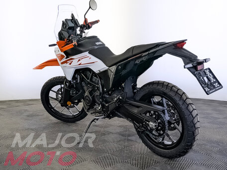 2026 KTM 390 Adventure X, белый, 699000 рублей, вид 4