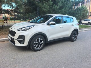 2021 Kia Sportage IV Рестайлинг, белый, 2490000 рублей, вид 2
