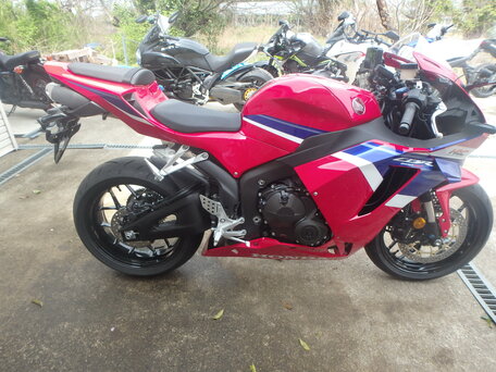 2024 Honda CBR 600RR, красный, 1400000 рублей, вид 2