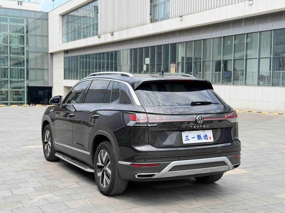 2022 Volkswagen Tayron I Рестайлинг, чёрный, 2285000 рублей - вид 3