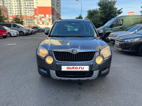 2013 Skoda Yeti I, серый, 850000 рублей, вид 3