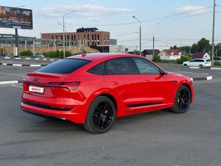 2021 Audi e-tron Sportback 55 I, красный, 8000000 рублей, вид 4
