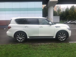 2011 Infiniti QX56 II, белый, 2500000 рублей, вид 2