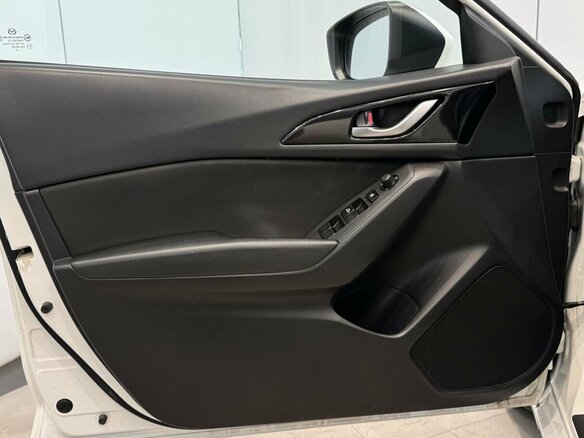 2014 Mazda 3 III (BM), белый - вид 16