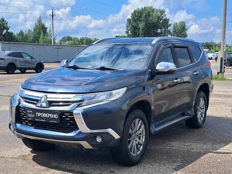 Mitsubishi Pajero Sport III