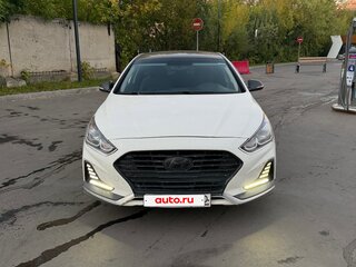 2018 Hyundai Sonata VII (LF) Рестайлинг, белый, 1075000 рублей, вид 3