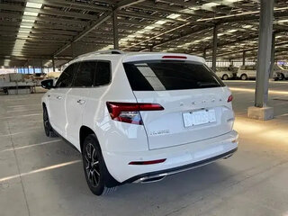 2022 Skoda Karoq I, белый, 1559000 рублей, вид 3