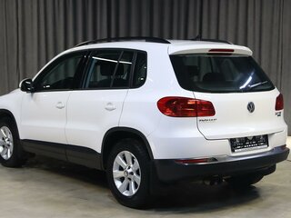 2012 Volkswagen Tiguan I Рестайлинг, белый, 1049000 рублей, вид 4