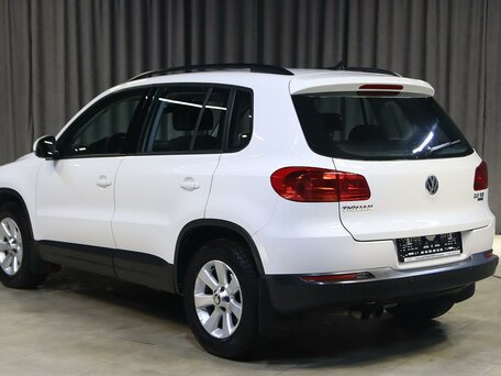 2012 Volkswagen Tiguan I Рестайлинг, белый, 999000 рублей, вид 4