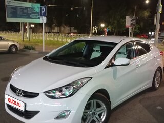 2013 Hyundai Elantra V (MD), белый, 950000 рублей, вид 2