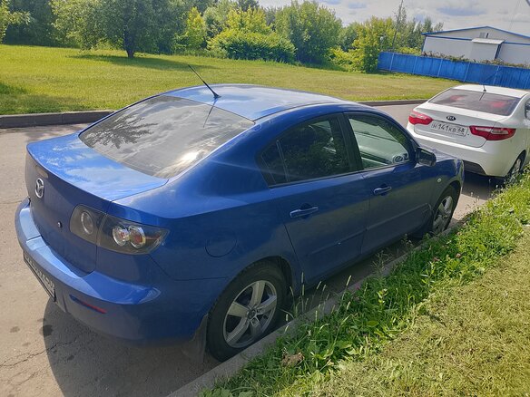 2007 Mazda 3 I (BK) Рестайлинг, синий, 500000 рублей - вид 2