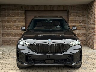 2023 BMW X5 40i IV (G05/G18) Рестайлинг, чёрный, 6930000 рублей, вид 2