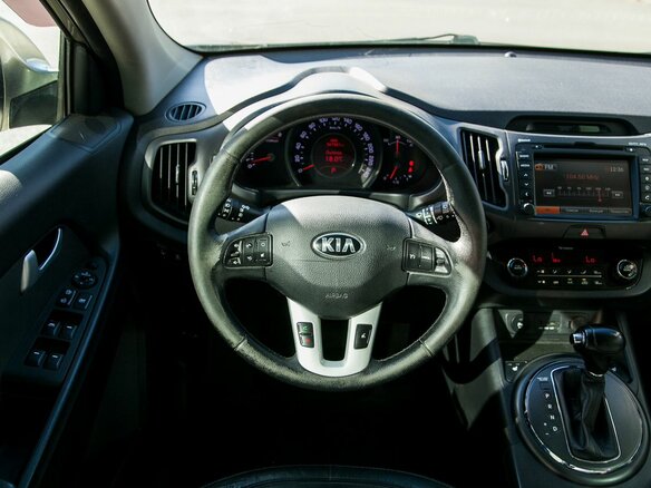 2013 Kia Sportage III, серебристый - вид 17