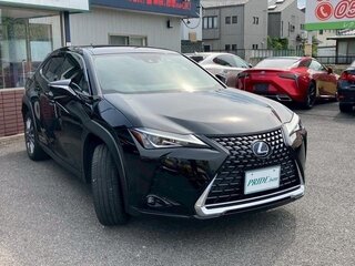 2024 Lexus UX 300e I, чёрный, 3766666 рублей, вид 3