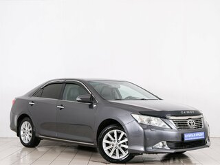 2013 Toyota Camry VII (XV50), серый, 2099000 рублей, вид 1