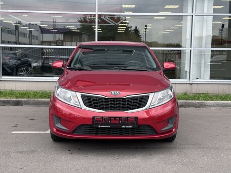 2013 Kia Rio III, красный, 630000 рублей, вид 2