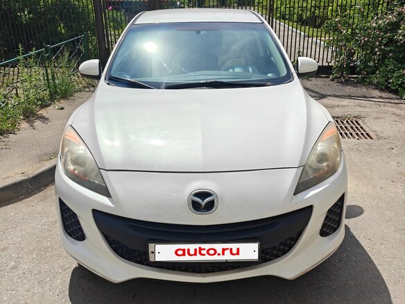 2012 Mazda 3 II (BL) Рестайлинг, белый, 700000 рублей