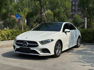 2023 Mercedes-Benz A-Класс 180 Long IV (W177) Рестайлинг, белый, 1997100 рублей, вид 1