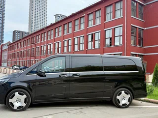 2026 Mercedes-Benz V-Класс Extra Long 300 d экстра длинный III (W447) Рестайлинг 2, чёрный, 15590000 рублей, вид 5