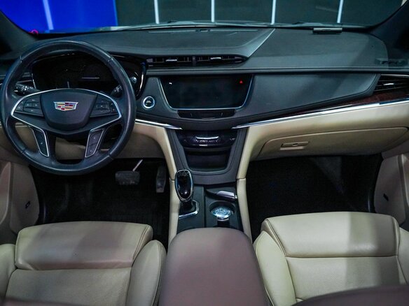 2017 Cadillac XT5 I, чёрный - вид 11
