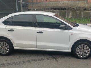 2020 Volkswagen Polo V Рестайлинг, белый, 760000 рублей, вид 3