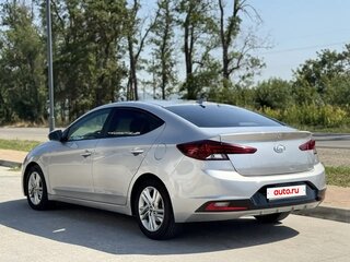 2020 Hyundai Elantra VI (AD) Рестайлинг, серебристый, 1400000 рублей, вид 5