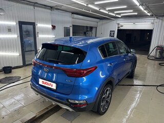 2020 Kia Sportage IV Рестайлинг, чёрный, 2650000 рублей, вид 3