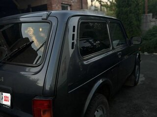 2018 Lada (ВАЗ) 2121 (4x4) I Рестайлинг, серебристый, 600000 рублей, вид 3