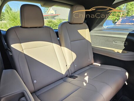2025 Li Auto (Lixiang) L9 52.3 kWh I Рестайлинг, серый, 8190000 рублей, вид 5