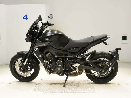 2018 Yamaha MT-09 (FZ-09), чёрный, 920000 рублей, вид 2