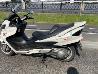 2009 Suzuki Burgman (SkyWave) 400, белый, 310000 рублей, вид 2