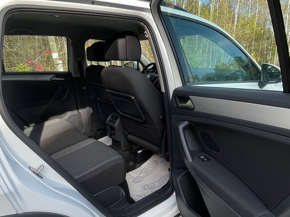2018 Volkswagen Tiguan II, белый - вид 7