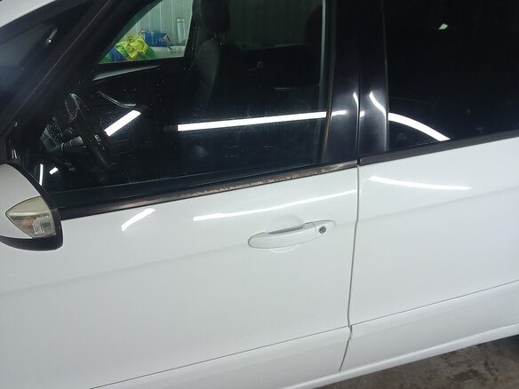 2011 Ford Galaxy II Рестайлинг, белый, 900000 рублей - вид 18