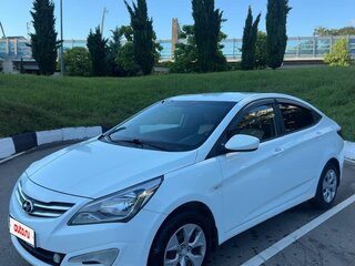 2016 Hyundai Solaris I Рестайлинг, белый, 600000 рублей, вид 1