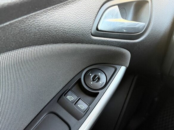 2012 Ford Focus III, белый, 825000 рублей - вид 23