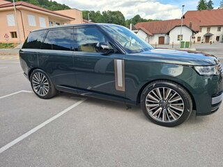 2026 Land Rover Range Rover P615 MHEV V, зелёный, 36790000 рублей, вид 3