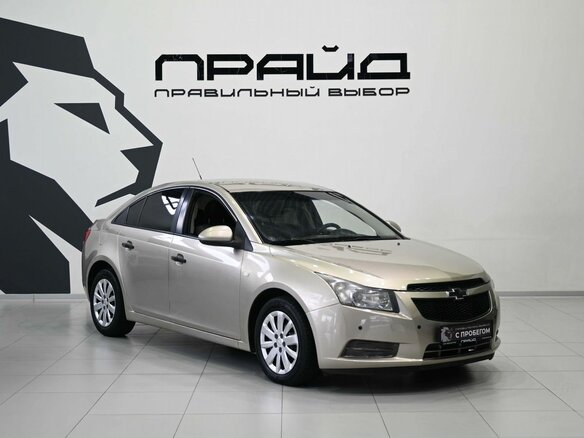 2012 Chevrolet Cruze I, бежевый, 609900 рублей - вид 4