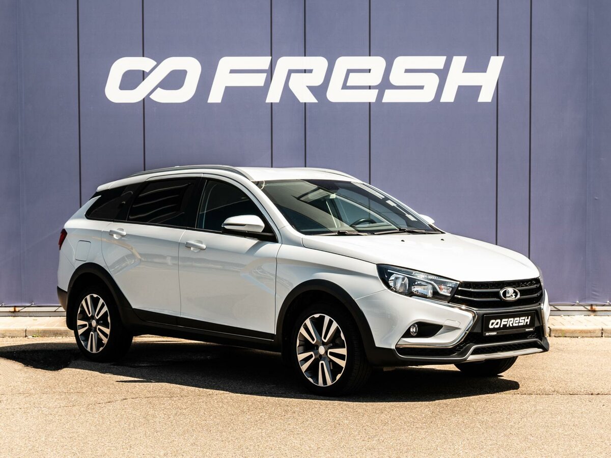 Открыть фотографии: Lada (ВАЗ) Vesta I