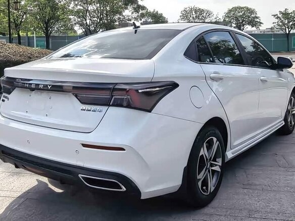 2022 Chery Arrizo 5 Plus, белый - вид 6