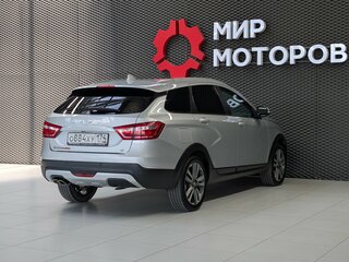2019 Lada (ВАЗ) Vesta SW Cross I, серебристый, 1050000 рублей, вид 4