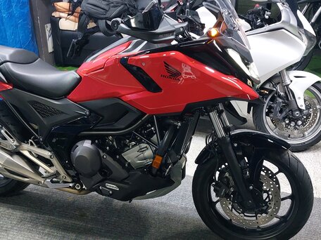 2025 Honda NC 750X, красный, 1200000 рублей, вид 1