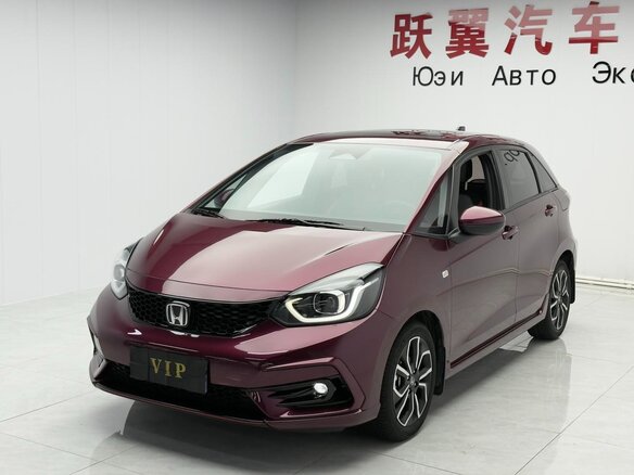 2022 Honda Fit Crosstar IV Рестайлинг, белый