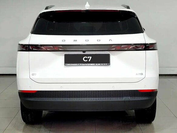 2026 Omoda C7, белый, 3299000 рублей - вид 2