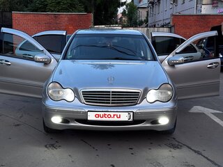 2001 Mercedes-Benz C-Класс 200 II (W203), серебристый, 500000 рублей, вид 2