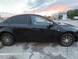 2011 Chevrolet Cruze I, чёрный, 400000 рублей, вид 4