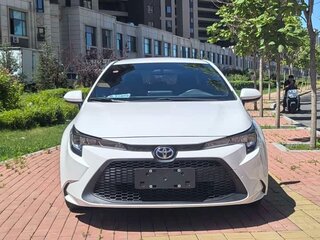 2022 Toyota Levin XII (E210), белый, 1255000 рублей, вид 2