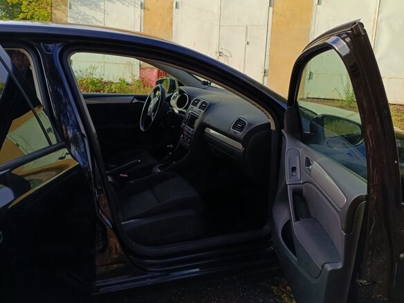 2012 Volkswagen Golf VI, чёрный, 790000 рублей - вид 14