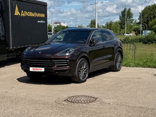 2020 Porsche Cayenne III, коричневый, 7200000 рублей, вид 3