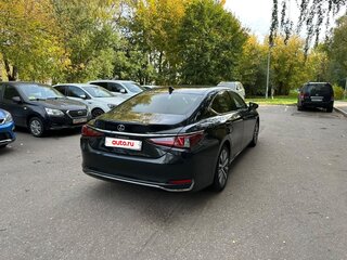 2020 Lexus ES 250 VII, чёрный, 3900000 рублей, вид 4