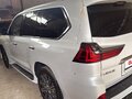 2019 Lexus LX 570 III Рестайлинг 2, белый, 7800000 рублей - вид 3